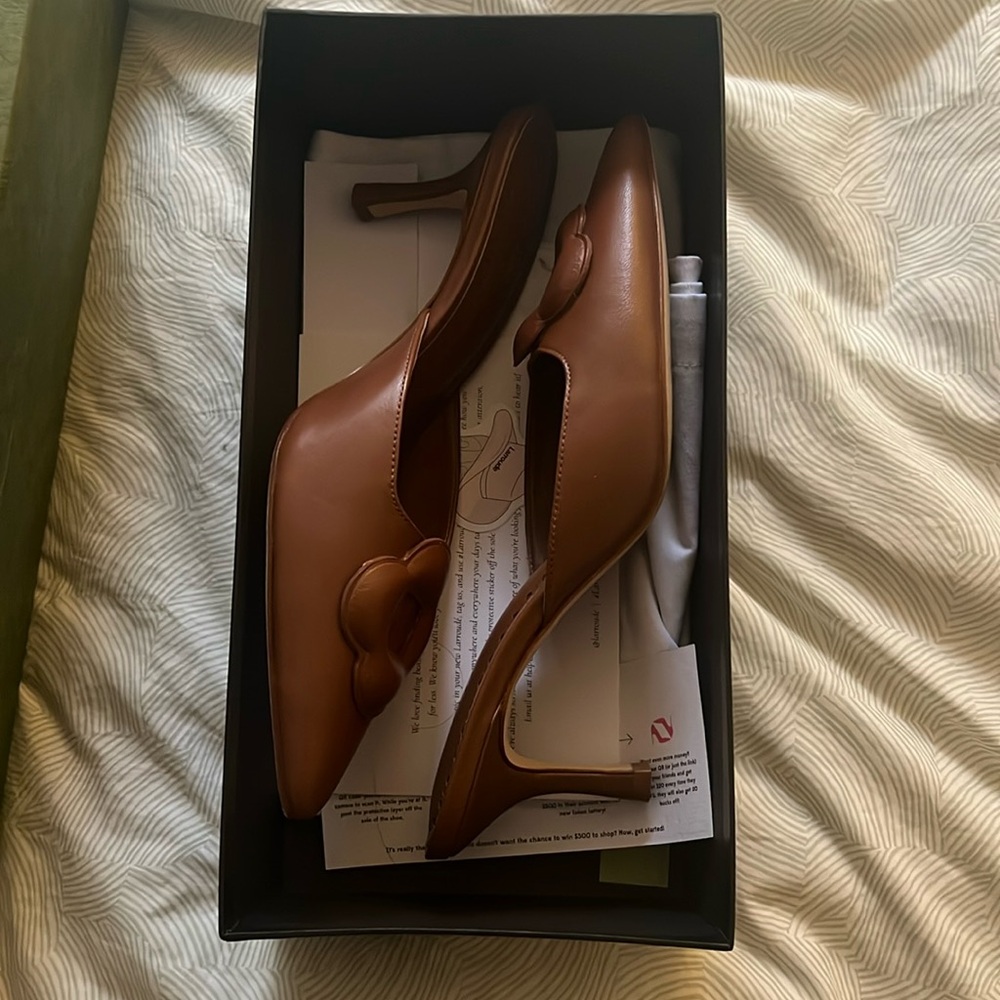 Larroude Flora Mule, 8.5